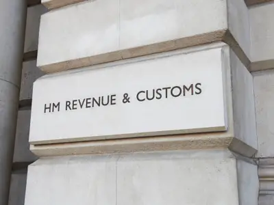 HMRC Updates VAT Road Fuel Scale Charges with New Bands Up to £2,233