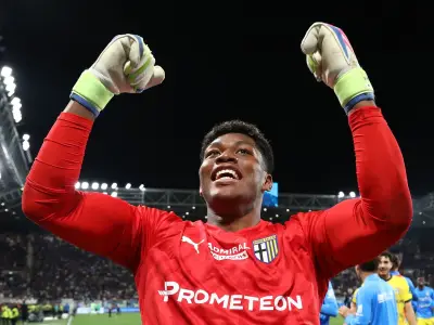 Leeds United Lead Aston Villa in Race for Japan's Zion Suzuki