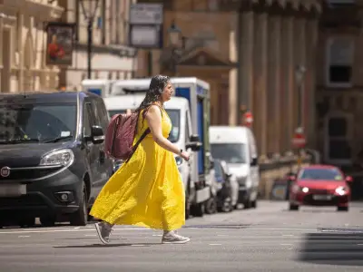 Met Office forecasts very hot weather with Birmingham near 30C