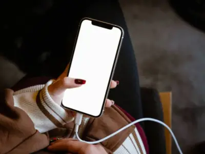 Millions of iPhone Users Could Get £77 Payout in UK Class Action Lawsuit