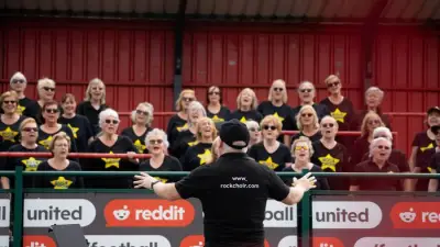 Over 1,000 Rock Choir Singers Raise £20,000 for Children's Charities in 12-Hour Singathon