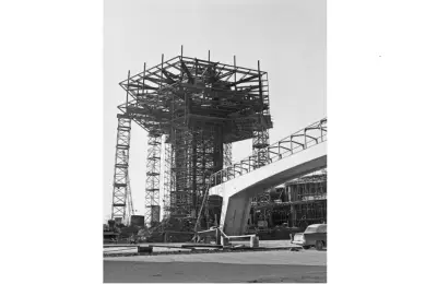 Rare Photos Show M6 Motorway Construction in 1960s Birmingham
