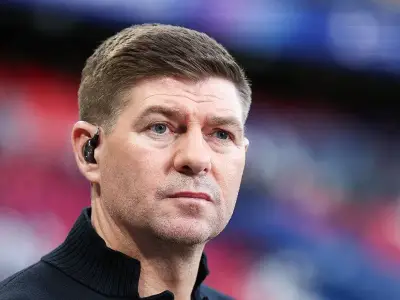 Teddy Sheringham Warns Steven Gerrard Over Ipswich Job Gamble