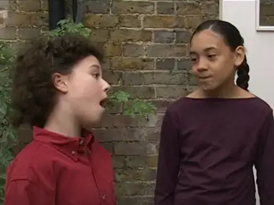 Tracy Beaker Stars Dani Harmer and Montanna Thompson Reunite in Viral TikTok