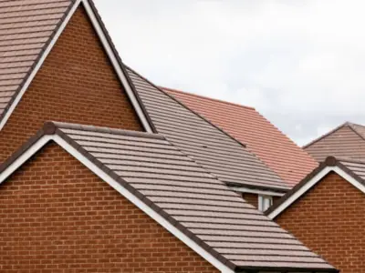 UK households earning under £36,000 a year can get £15,000 energy grant