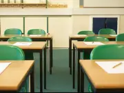 152 Schools in England Confirm Closures as Heatwave Upgraded to 40C - Full List