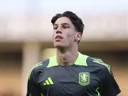 Aston Villa defender Sil Swinkels set for permanent Sheffield Wednesday move