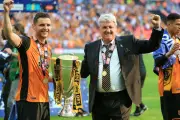 Former West Brom Coach in Advanced Talks for New Role and Swift Reunion