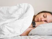 GP shares tips for sleeping better during a heatwave amid UK sleep crisis
