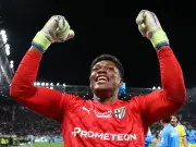 Leeds United Lead Aston Villa in Race for Japan's Zion Suzuki