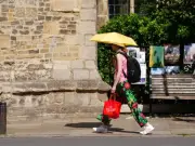 Met Office confirms 38C heatwave to continue in these areas on Friday