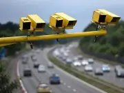 New AI Cameras to Catch Drivers Using Mobile Phones Behind the Wheel