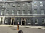 Nigel Farage Demands General Election After Starmer Resigns as PM