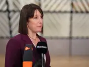 Rachel Reeves Urged to Drop £300 Pay-Per-Mile Car Tax Plan for EVs