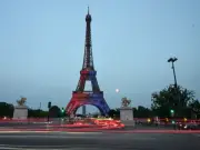 UK Tourists in Paris Warned Over Taxi Scam Costing £493
