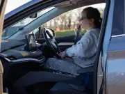 Warning for Drivers Aged 25-44: Top Offenders in Fatal Phone Distraction Crashes