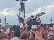 Wheelchair User Crowd-Surfs at Download Festival in Viral Moment