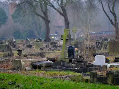 Birmingham campaigner urges couples to stop having sex in cemetery