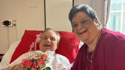 Birmingham Couple Renew Vows at Moya Cole Hospice After Cancer Diagnosis