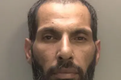 Birmingham Dealer, 45, Jailed After Dumping £4,000 Crack and Heroin During Police Chase