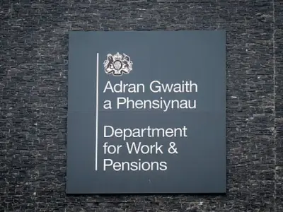 DWP Confirms Extra £1,000 Apprentice Payments from August 1 for Under-19s
