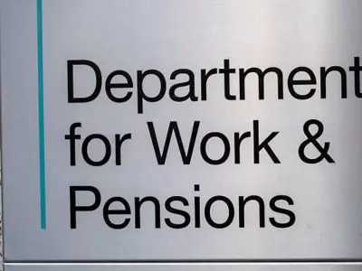 DWP 'Couple Rule' Leaves Benefits Claimants £9,600 a Year Worse Off, CSJ Warns