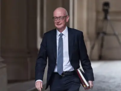 DWP urged to scrap £776 benefits for teen claimants amid 87,000 at risk
