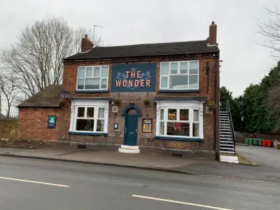 Free Pint Offer at West Midlands Pubs for Three Lions Supporters