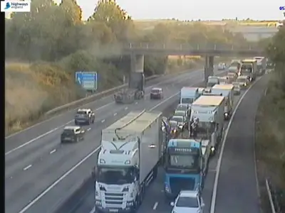M42 Tamworth crash: Serious motorbike collision closes motorway southbound