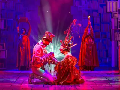 Matilda Musical Stars Spotted on Birmingham Bullring Shopping Spree