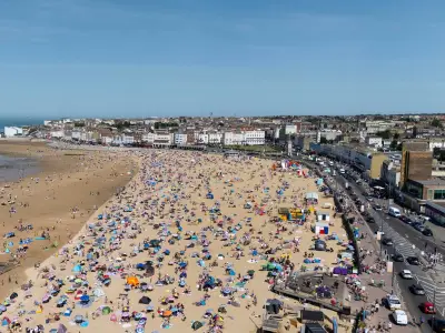 Met Office confirms UK heatwave to last until next week with 33°C highs