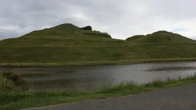 Northumberlandia Nature Reserve Transforms into Open-Air Library This Summer