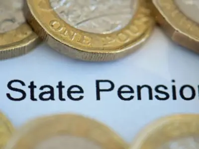 State Pensioners Born After 1951 to Receive £965 Payment Next Week