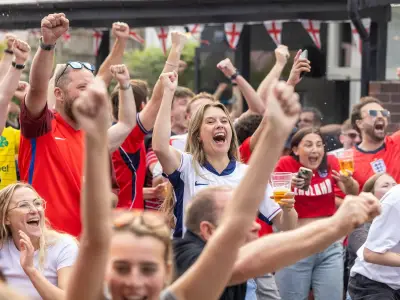 Sutton Coldfield pubs and venues open early for England v Mexico World Cup match