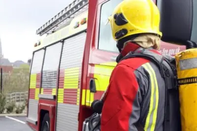 West Midlands Fire Crews Tackle Large Grass Fire Near Birmingham