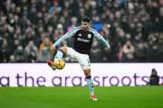 Aston Villa Defender Ezri Konsa Nearing Loan Move to Valencia