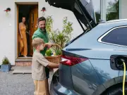 Drivers Warned Not to Park on Sun-Exposed Driveways This Week
