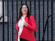 Lisa Nandy promises support package as Freeview switch-off consultation launched