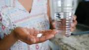 Paracetamol vs Ibuprofen: Pharmacist Explains Which Is Better and When to Combine