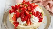 Quick and Easy Strawberry Meringue Cheesecake Recipe for Summer BBQs