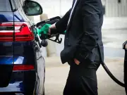 UK Drivers Face Petrol and Diesel Price Spikes Risk from Middle East Crisis