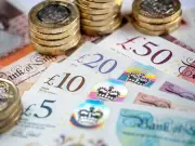 UK Households Suffer Worst Wealth Crash, Average Loss of £28,500 Since 2020