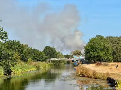 40 firefighters tackle significant Brownhills grass fire as roads closed