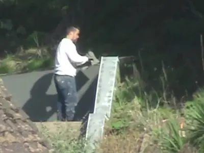 Benefit cheat who claimed too weak to lift phone caught after 10k race