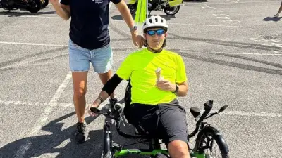 Cyclist raises £1,380 for Derbyshire charity after losing leg