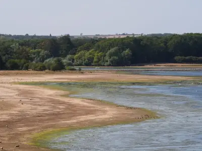 Drought reveals lost village of Nether Hambleton at Rutland Water
