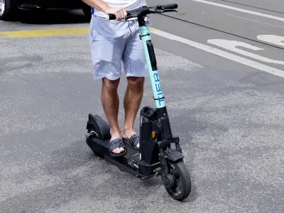 E-Scooter Riders Face Higher Brain Injury Risk Than Motorcyclists