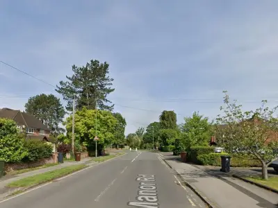 House prices fall by £100k in posh Dorridge near Birmingham