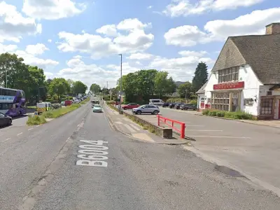 Man stabbed at Sandy Banks Reserve as police hunt attackers