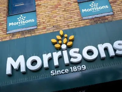Morrisons Launches AI-Powered Smart Trolleys with Touchscreens in UK